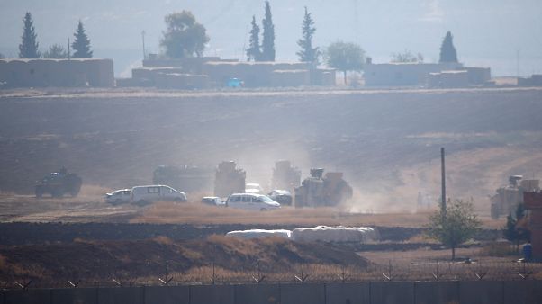 Ξεκινούν οι κοινές περιπολίες Ρώσων και Τούρκων στην Συρία Ξεκινούν οι κοινές περιπολίες Ρώσων και Τούρκων στην Συρία