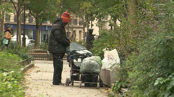 Франция: все больше бездомных гибнут на улице Франция: все больше бездомных гибнут на улице