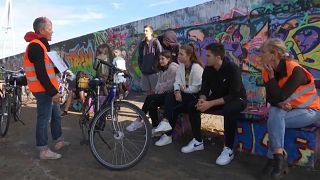 Βόλτα με το ποδήλατο στο Τείχος του Βερολίνου
