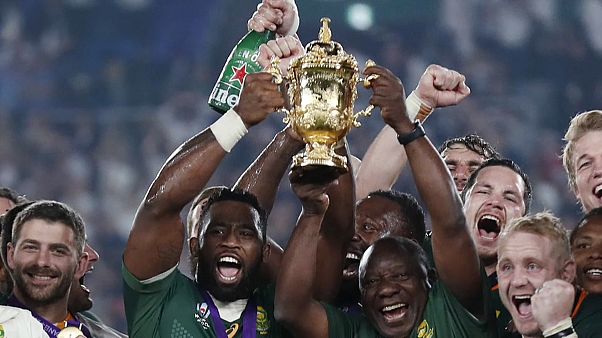 Sudáfrica consigue su tercer mundial de rugby al derrotar a Inglaterra (12-32) Sudáfrica consigue su tercer mundial de rugby al derrotar a Inglaterra (12-32)