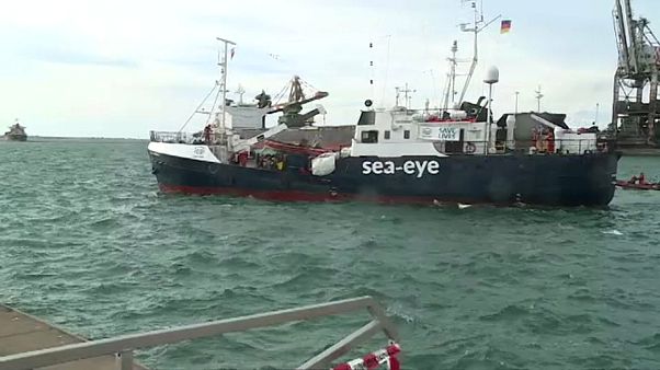 239 Migranten gehen in Italien an Land 239 Migranten gehen in Italien an Land