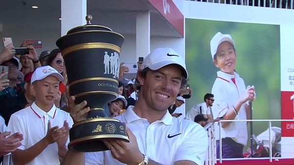Golf: a Shanghai successo per il nordirlandese Rory McIlroy Golf: a Shanghai successo per il nordirlandese Rory McIlroy