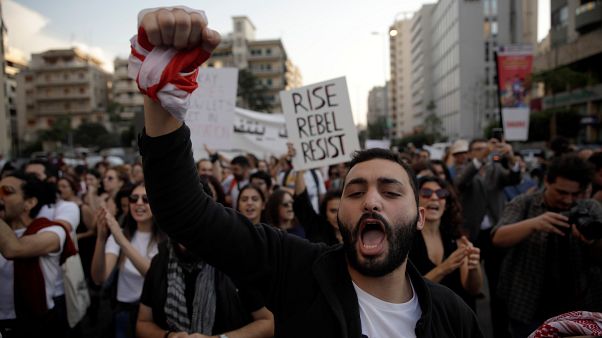Poursuivre le mouvement ou soutenir le président Aoun, le Liban est divisé Poursuivre le mouvement ou soutenir le président Aoun, le Liban est divisé