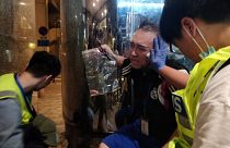 Hong Kong: Homem arranca orelha a político pró-democracia