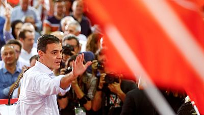 Pedro Sánchez ügyvezető kormányfő a sevillai kampánynyitón