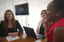 تعرّف على مكانة المرأة في سوق العمل في أنغولا