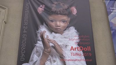В Тбилиси представлены уникальные куклы