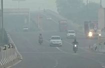 Η ατμοσφαιρική ρύπανση «πνίγει» το Νέο Δελχί 