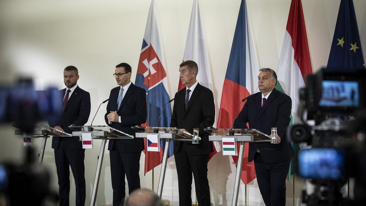 Orbán Viktor magyar, Andrej Babiš cseh, Mateusz Morawiecki lengyel és Peter Pellegrini szlovák kormányfő sajtótájékoztatója Prágában