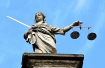 القضاء الأيرلندي يحكم على صبييْن بالسجن في جريمة قتل مراهقة هزّت البلاد 