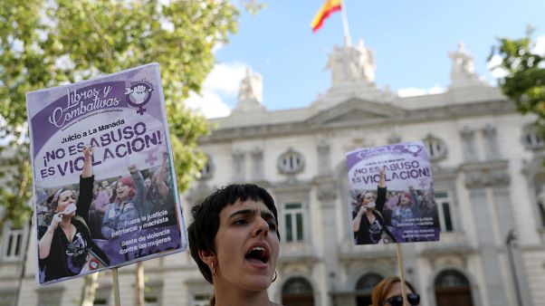 La reforma sobre delitos sexuales en España: Olvidada en el cajón del bloqueo político La reforma sobre delitos sexuales en España: Olvidada en el cajón del bloqueo político