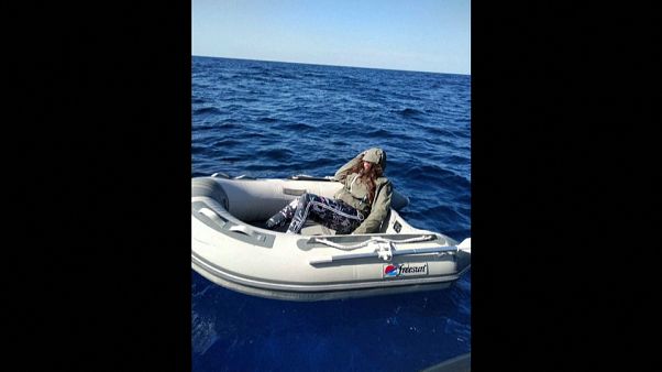 Два дня в море на одних леденцах Два дня в море на одних леденцах