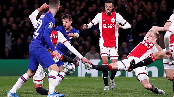 Şampiyonlar Ligi: Chelsea ile Ajax 4-4 berabere kaldı Şampiyonlar Ligi: Chelsea ile Ajax 4-4 berabere kaldı