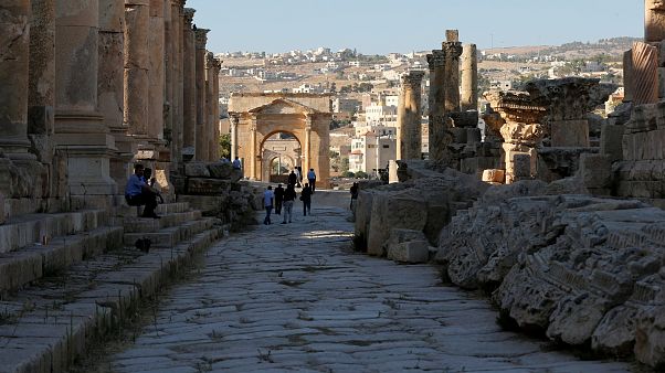 Επίθεση με μαχαίρι σε βάρος τουριστών στην Ιορδανία Επίθεση με μαχαίρι σε βάρος τουριστών στην Ιορδανία