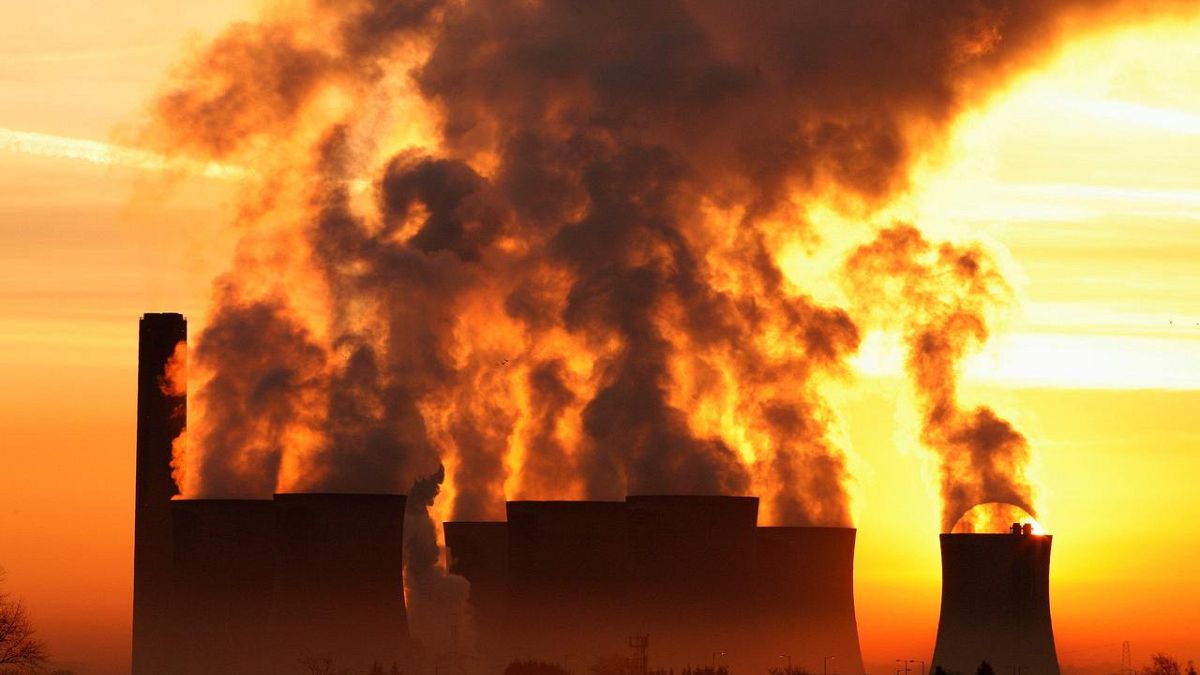 AB, iklim krizi ile mücadele için fosil yakıt projelerine maddi desteği sonlandırmayı hedefliyor