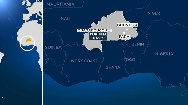 Burkina Faso, attaccato convoglio di una società canadese: decine di morti Burkina Faso, attaccato convoglio di una società canadese: decine di morti