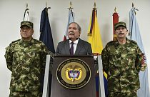 Kolombiya Savunma Bakanı Botero, 8 çocuğun öldüğü hava saldırısı sonrası istifa etti