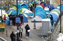  پلیس فرانسه عملیات گسترده تخلیه پناهجویان در حاشیه پاریس را آغاز کرد