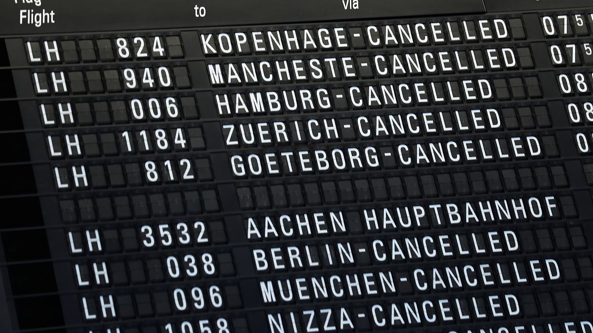 Una huelga de dos días en Lufthansa obliga a cancelar 1300 vuelos