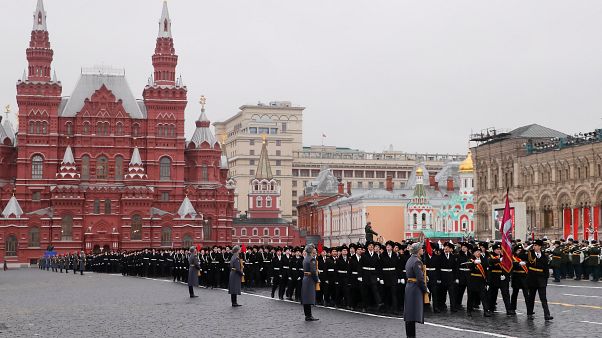 Легендарный парад в Москве Легендарный парад в Москве