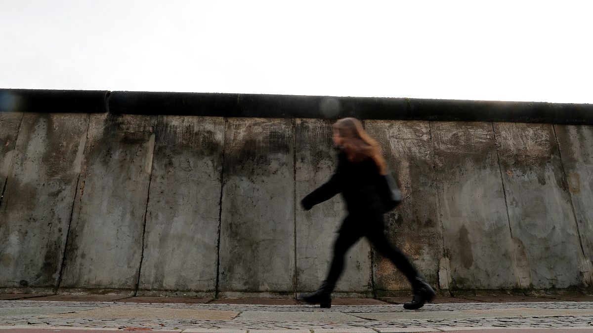 A berlini fal leomlása a kommunizmus végét jelentette
