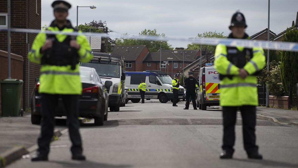 پانزده نفر دیگر در کامیونی در بریتانیا پیدا شدند