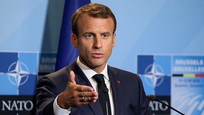 Emmanuel Macron bezeichnet NATO als "hirntot"