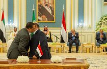 جانب من توقيع اتفاق تقاسم السلطة في جنوب اليمن بوساطة سعودية، الرياض 5 نوفمبر 2019
