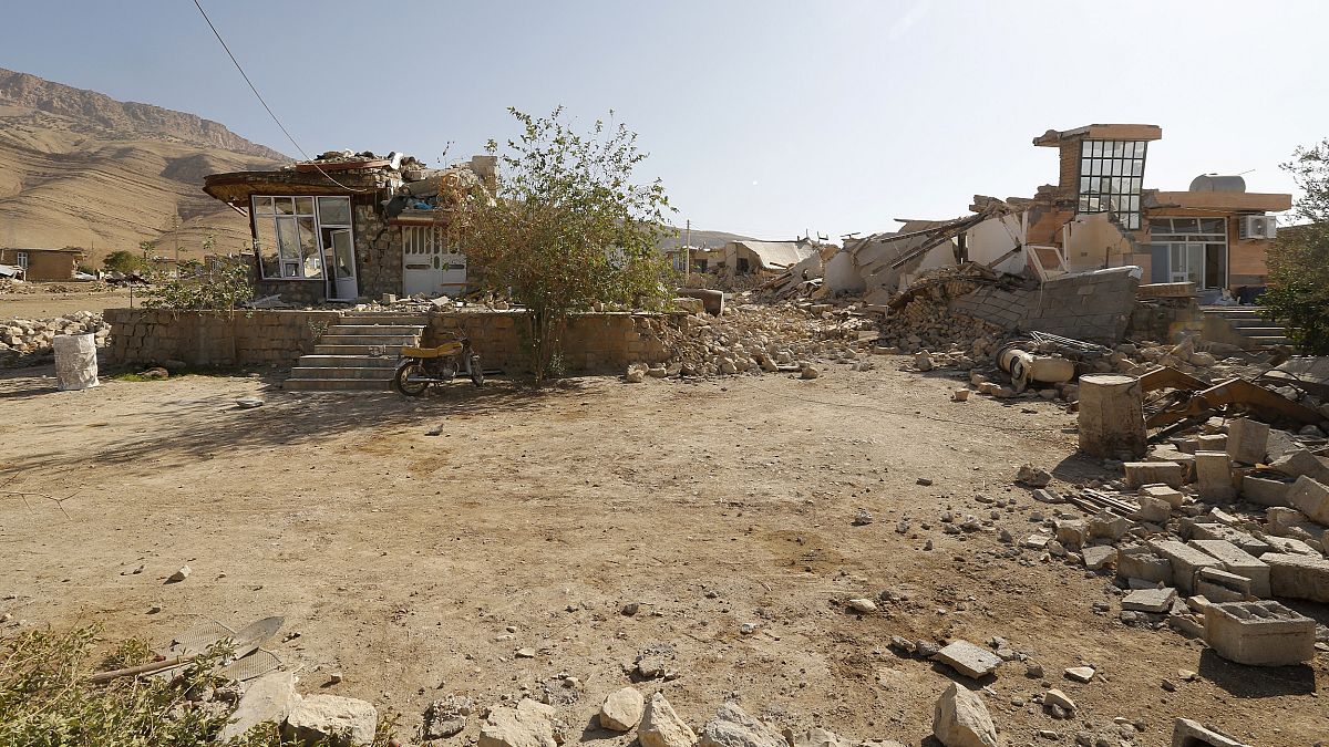 صورة من الأرشيف لزلزال ضرب إيران في 2017