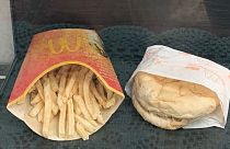 همبرگر و سیب‌زمینی سرخ‌کرده  ۱۰ ساله مک‌دونالد در ایسلند