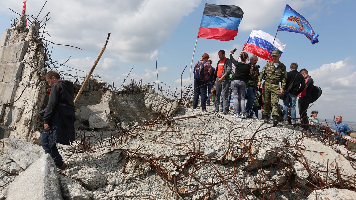 Paris'te 9 Aralık'ta Ukrayna'nın doğusundaki krize ilişkin zirve düzenlenecek