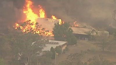 Hatalmas tüzek pusztítanak Ausztráliában, szörnyű körülmények között dolgoznak a tűzoltók