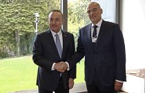 Διμερή και περιφερειακά ζητήματα στη συνάντηση Δένδια-Τσαβούσογλου