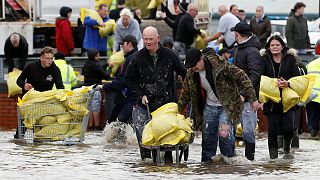 Επικίνδυνες πλημμύρες στη βόρεια Αγγλία - Μία γυναίκα νεκρή