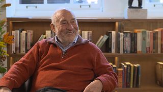 Il premio nobel Joseph Stiglitz: "Potrei tornare in politica se me lo chiedessero"