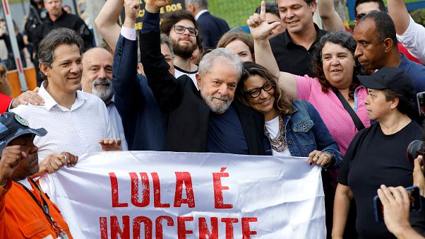 Lula ist frei und ruft zu Protesten auf Lula ist frei und ruft zu Protesten auf