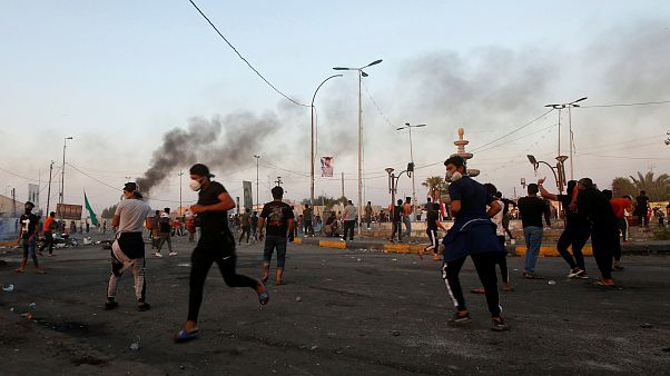 جانب من مظاهرات البصرة جانب من مظاهرات البصرة