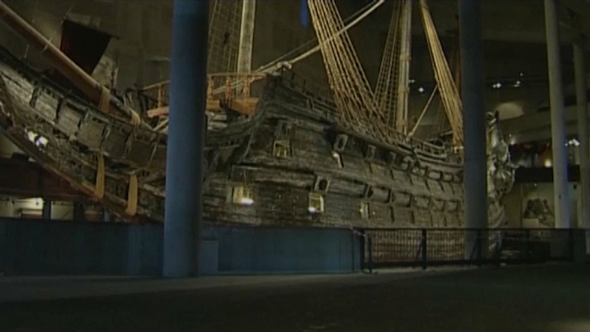 فيديو: العثور على حطام سفينة سويدية يعتقد أن عمرها يزيد عن 400 عام