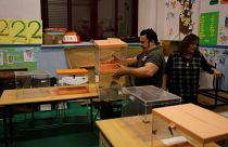 Los ciudadanos votan en España para propiciar el fin del bloqueo político