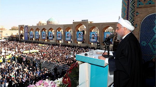 انتقاد روحانی از قوه قضاییه: مبارزه با فسادهای میلیارد دلاری را برای مردم توضیح دهید انتقاد روحانی از قوه قضاییه: مبارزه با فسادهای میلیارد دلاری را برای مردم توضیح دهید