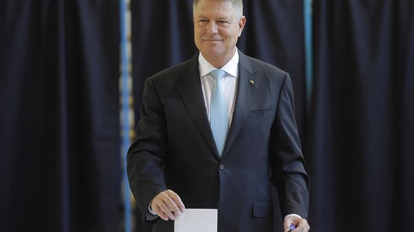 Romania, presidenziali: in testa Iohannis, ballottaggio con Dancila Romania, presidenziali: in testa Iohannis, ballottaggio con Dancila