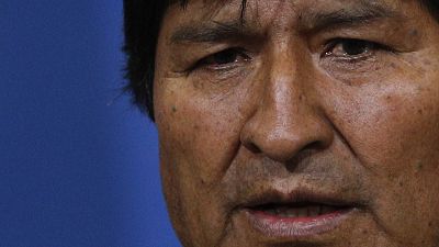 Belebukott a választási csalásba a bolíviai elnök