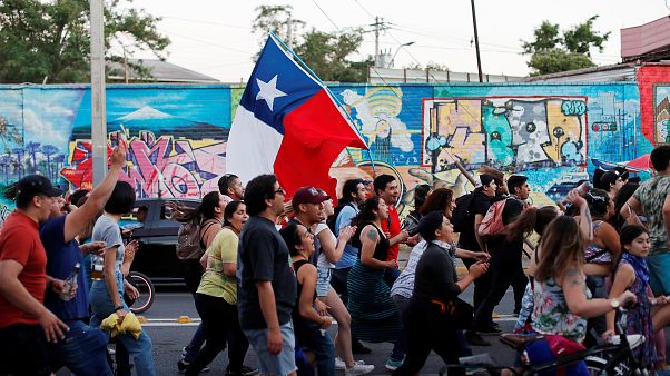 Un hombre abre fuego contra manifestantes en Chile Un hombre abre fuego contra manifestantes en Chile