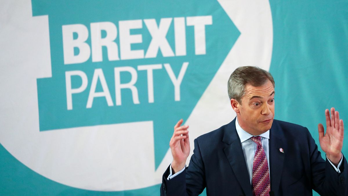 Boost for Boris Johnson as Nigel Farage says Brexit Party won't stand in Conservative seats