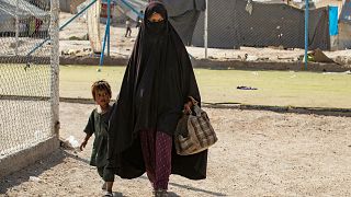 Lahey mahkemesi: Hollanda IŞİD’e katılan kadınların çocuklarının ülkeye getirilmesinde aktif olmalı