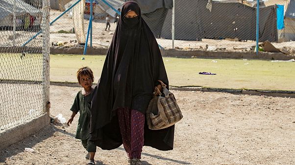 Lahey mahkemesi: Hollanda IŞİD’e katılan kadınların çocuklarının ülkeye getirilmesinde aktif olmalı Lahey mahkemesi: Hollanda IŞİD’e katılan kadınların çocuklarının ülkeye getirilmesinde aktif olmalı