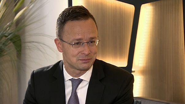 Péter Szijjártó: "Hungría espera que la nueva Comisión Europea escuche más a sus Estados Miembro" Péter Szijjártó: "Hungría espera que la nueva Comisión Europea escuche más a sus Estados Miembro"