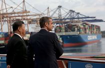 Ο Πρόεδρος της Λαϊκής Δημοκρατίας της Κίνας Σι Τζινπίνγκ και ο πρωθυπουργός Κυριάκος Μητσοτάκης