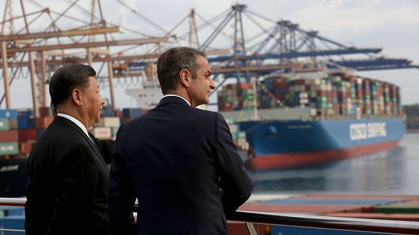 Ο Πρόεδρος της Λαϊκής Δημοκρατίας της Κίνας Σι Τζινπίνγκ και ο πρωθυπουργός Κυριάκος Μητσοτάκης Ο Πρόεδρος της Λαϊκής Δημοκρατίας της Κίνας Σι Τζινπίνγκ και ο πρωθυπουργός Κυριάκος Μητσοτάκης