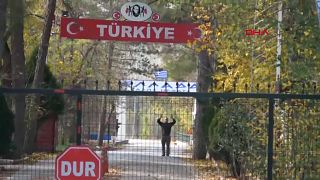 IŞİD üyeliği iddiasıyla sınır dışı edilen kişi Türkiye ile Yunanistan arasında kaldı